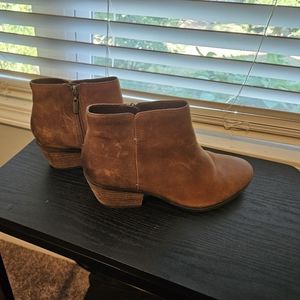 Clarks light brown short booties size 9